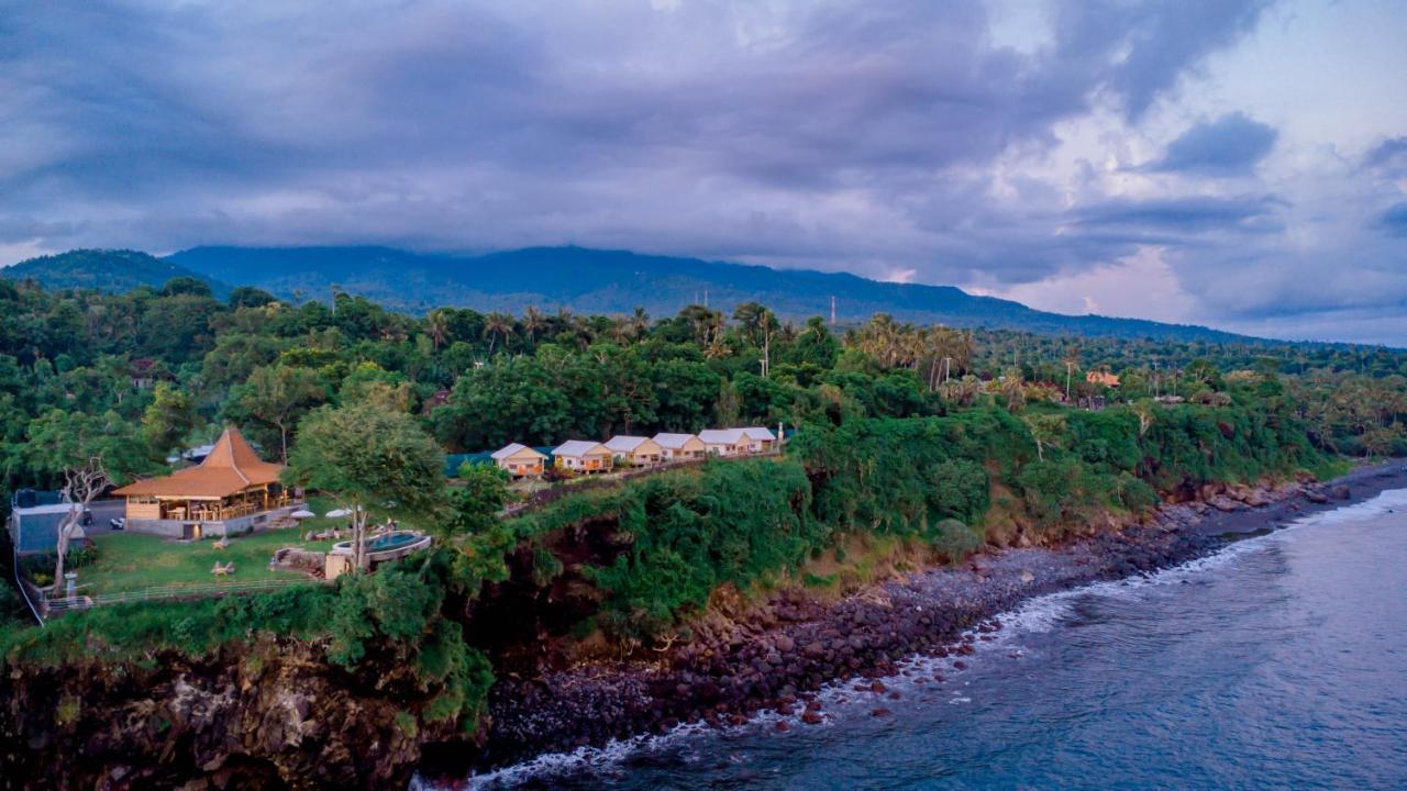Bali Cliff Glamping Hotel Seraya Exterior foto