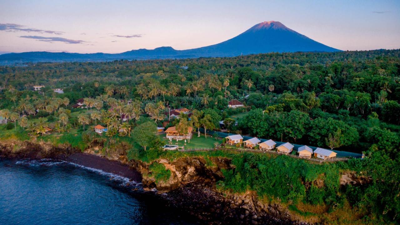Bali Cliff Glamping Hotel Seraya Exterior foto
