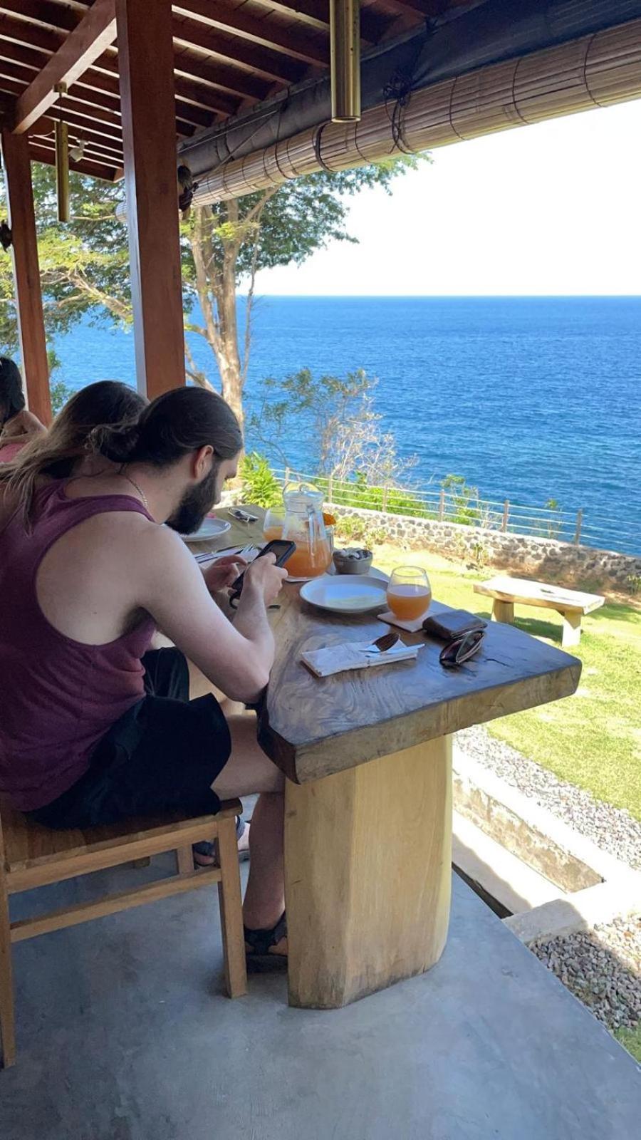 Bali Cliff Glamping Hotel Seraya Exterior foto