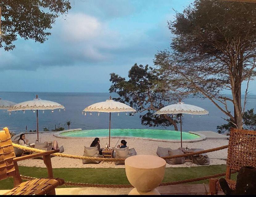 Bali Cliff Glamping Hotel Seraya Exterior foto